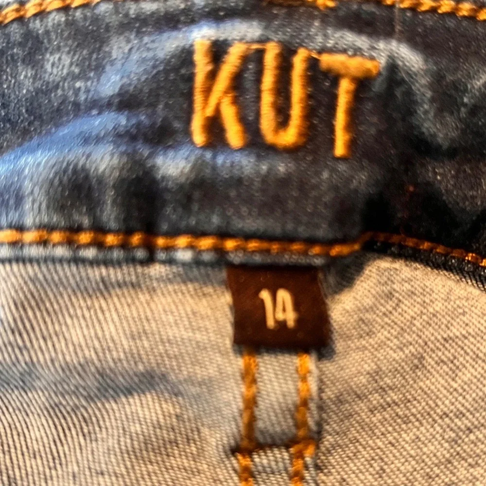 KUT from the Kloth High Rise Boyfriend Jeans Medium Wash‎ Distressed Size 14